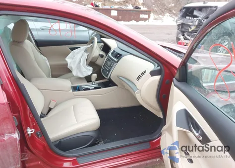 2016 Nissan Altima 2.5 S из США, поврежденный, VIN 1N4AL3AP0GN306627